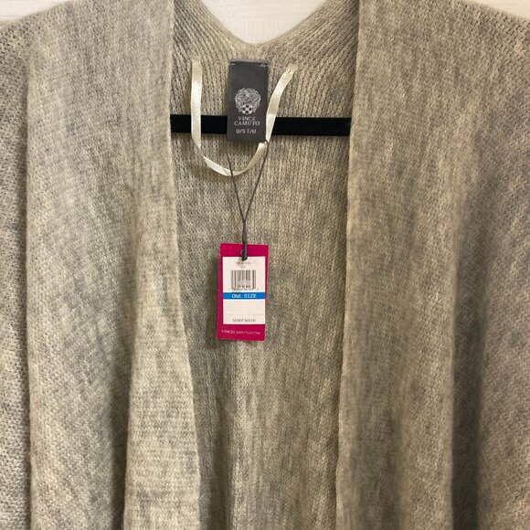 NEW Vince Camuto Grey Poncho/Ruana - Picture 2 of 6